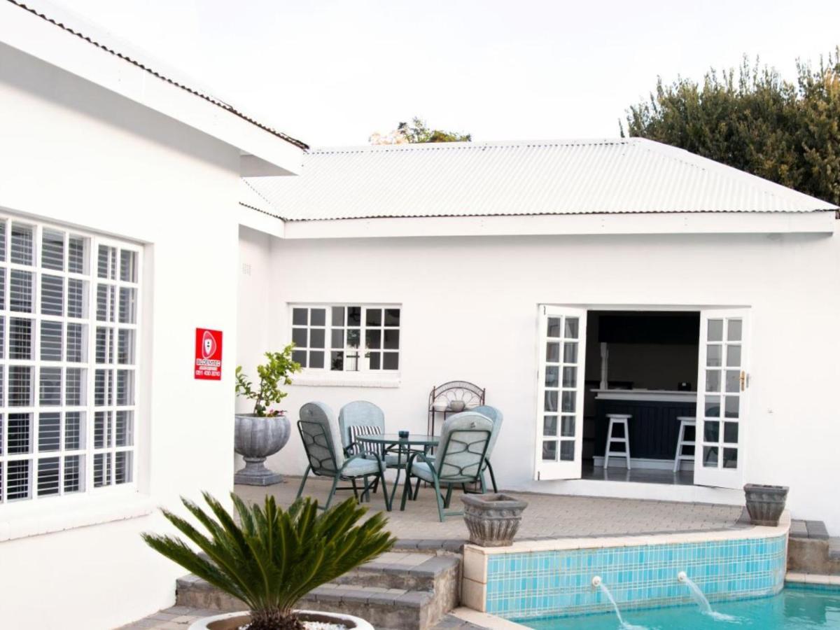 Serenity Living Hotel Willows Exterior foto